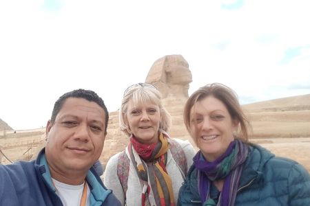 Cairo Talks : 2 Days Guided City Tour, Giza Pyramids and Saqqara