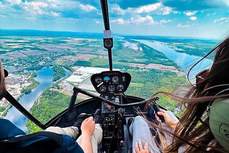 Introduction to helicopter piloting in Gatineau-Ottawa