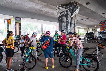 San Antonio E-Bike Tour: Murals, Street Art and Hidden Gems