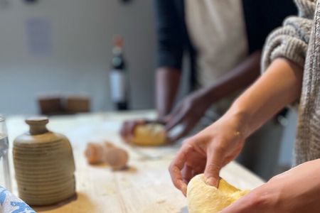 2-Hour Guided Family Pasta or Pizza Cooking Class in Acqui Terme