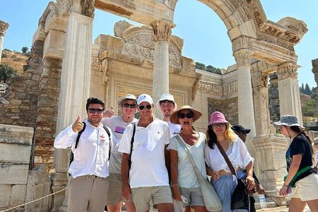 Private EphesusTour from Kusadasi Port for Cruisers skip line