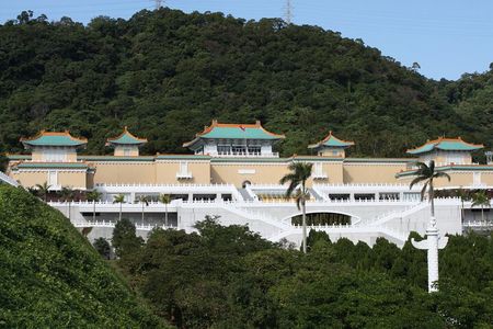  One-Day Historical and Heritage Tour in Taipei 