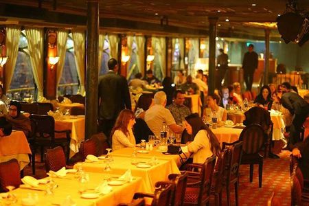 3-Hour Private Nile Maxim Dinner Cruise in Nile River