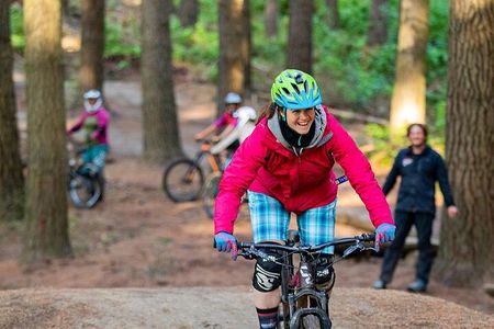 Beginner Downhill Mountain Biking Lesson in Christchurch