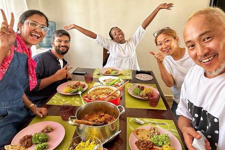 Traditional Kenyan Cooking Class & Local Market Tour 