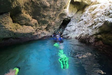 Cagliari: The magic of the Devil's Saddle and its caves