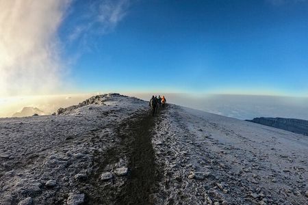 8 Days Climbing Mt.Kilimanjaro (Lemosho Route)