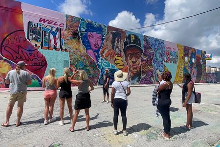 Miami Private City Tour– VIP Experience with expert tour Guide