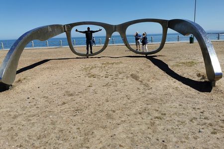 Robben Island & City stops.We confirm tickets by 8h00 am next day