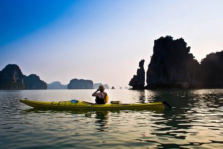 2 Days 1 Night Luxury Cruise Tour in Halong Bay