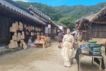 Yongin Dae Jang Geum Park Tour from Seoul