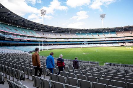 Half-Day Sports Lovers Bus Tour of Melbourne with MCG Tour