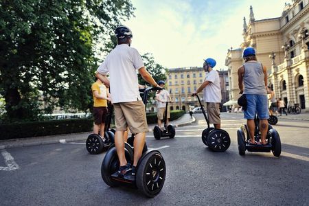 Segway Tour Warsaw: Praga Tour - 2-Hours of Magic!