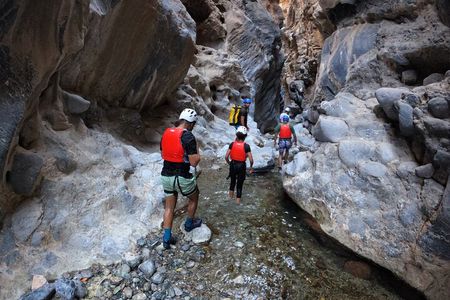 Half Day - Snake Canyon Adventure Tour in Jebel Shams 