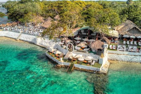 2-Day Experience for 2 in Bora Bora Beach Club Overnight Included VIP Area