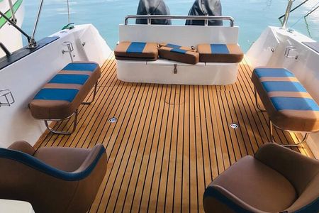 Luxury Yacht Private Whale Watching Trip- Free Breakfast & Pickup