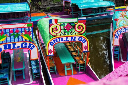 Floating adventure in Xochimilco