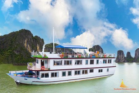 Halong Bay and Lan Ha Bay 2 Days 1 Night with Sunlight Premium