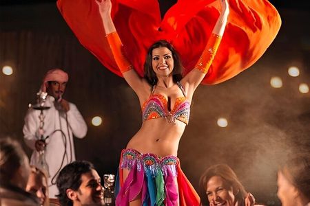 6-Hour Luxury Evening Dubai Desert Safari - BBQ Dinner Live Shows