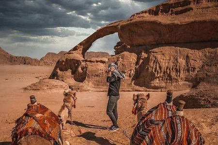 Discover the Best of Jordan: A Captivating 2-Day Tour Experience