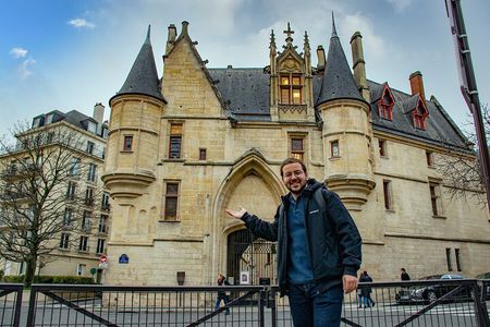 Paris Le Marais Walking Tour: An Incredible History - Small Group