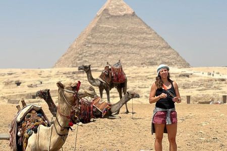 Private tour:Giza Pyramids,Sphinx,Egyptian Museum CamelRide&Lunch