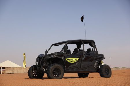 Private Dune Buggy Ride in Dubai with Maverick Sport 4 Seater