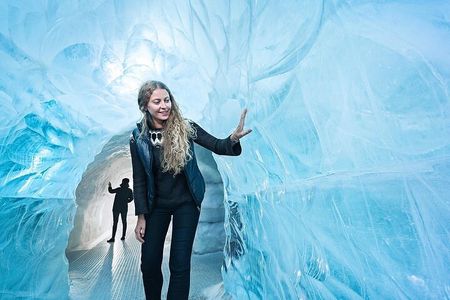 Perlan Ice Cave Admission & Golden Circle Tour in Reykjavik