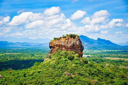All Inclusive Sigiriya and Dambulla Day Tour from Colombo