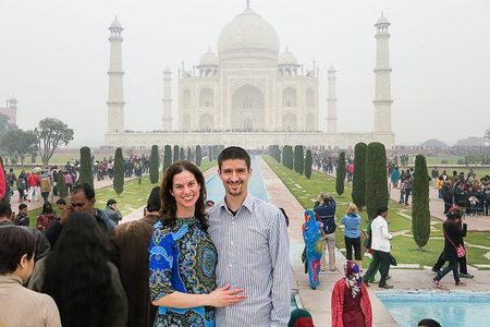 All Inclusive Taj Mahal & Agra Tour by Superfast Train From Delhi