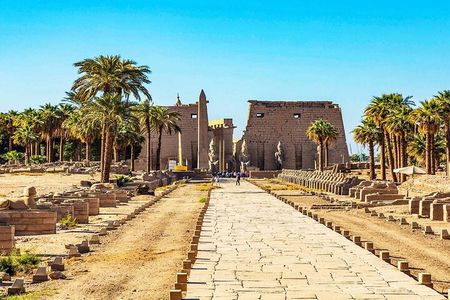 full Day trip to Luxor from Marsa Alam with lunch 
