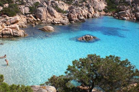 La Maddalena Archipelago and Caprera Boat Tour from Palau