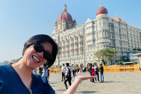 Mumbai 3 days package - Sightseeing, Food, Shopping, Slum, Bollywood & Kanheri