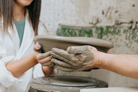 Private course of Apulian Ceramics in Masseria