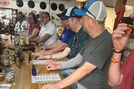 Bourbon Distillery Tour Transportation 