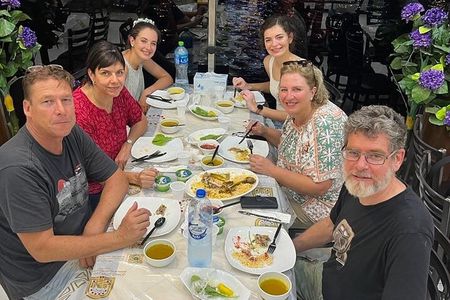 Private Old Dubai Street Food and Walking Tour With Transfers
