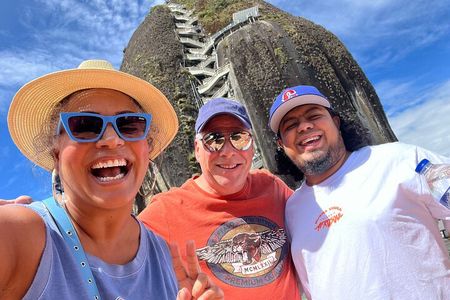 Private SUV Service to Guatapé & El Peñol 