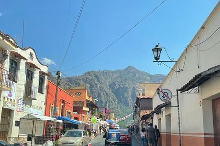 Transportation to the town of Tepoztlan next to Mexico City