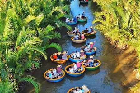 Hoi an Coconut Boat & Hoi an Ancient Town(Option Marble Mountain)