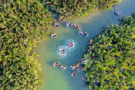 Hoi an Coconut Boat & Hoi an Ancient Town(Option Marble Mountain)