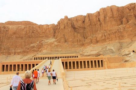 Luxor Kings Exclusive Small Group Max 8 People with HurghadaToGo