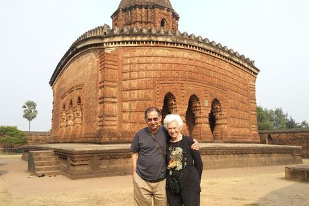 Hidden Treasures of Bishnupur: Private Day Tour from Kolkata