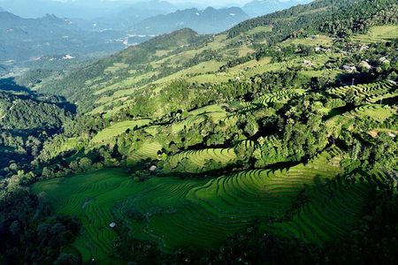 Hagiang City tour 1/2 day to local villages, waterfall, ricefield