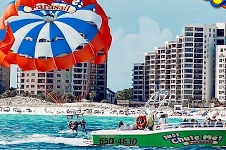 Parasailing Experience in Destin