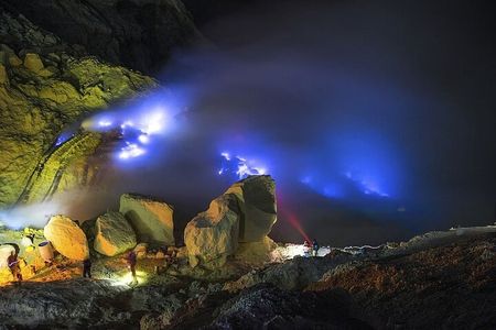 Overnight Private Tour from Bali to Mount Ijen's Blue Flames