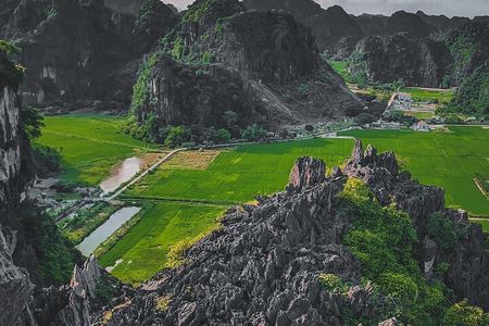 Day Trip from Hanoi to Ninh Binh Hoa Lu, Trang An, and Mua Cave
