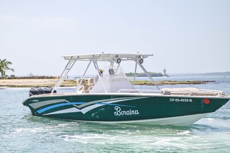  Boraina, 34 FT Luxury boat rental in Cartagena