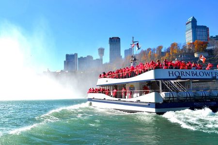 Niagara Falls Tour with Boat Ride & Journey Behind the Falls