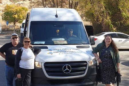 Explore Cappadocia: 1 Day Guide and Vehicle Service in Cappadocia