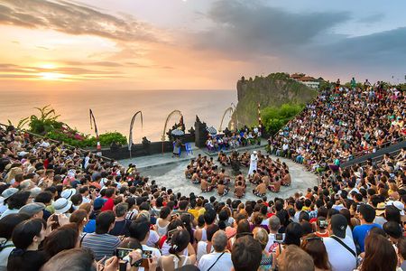 Amazing Tanah Lot and Uluwatu Temple Tour